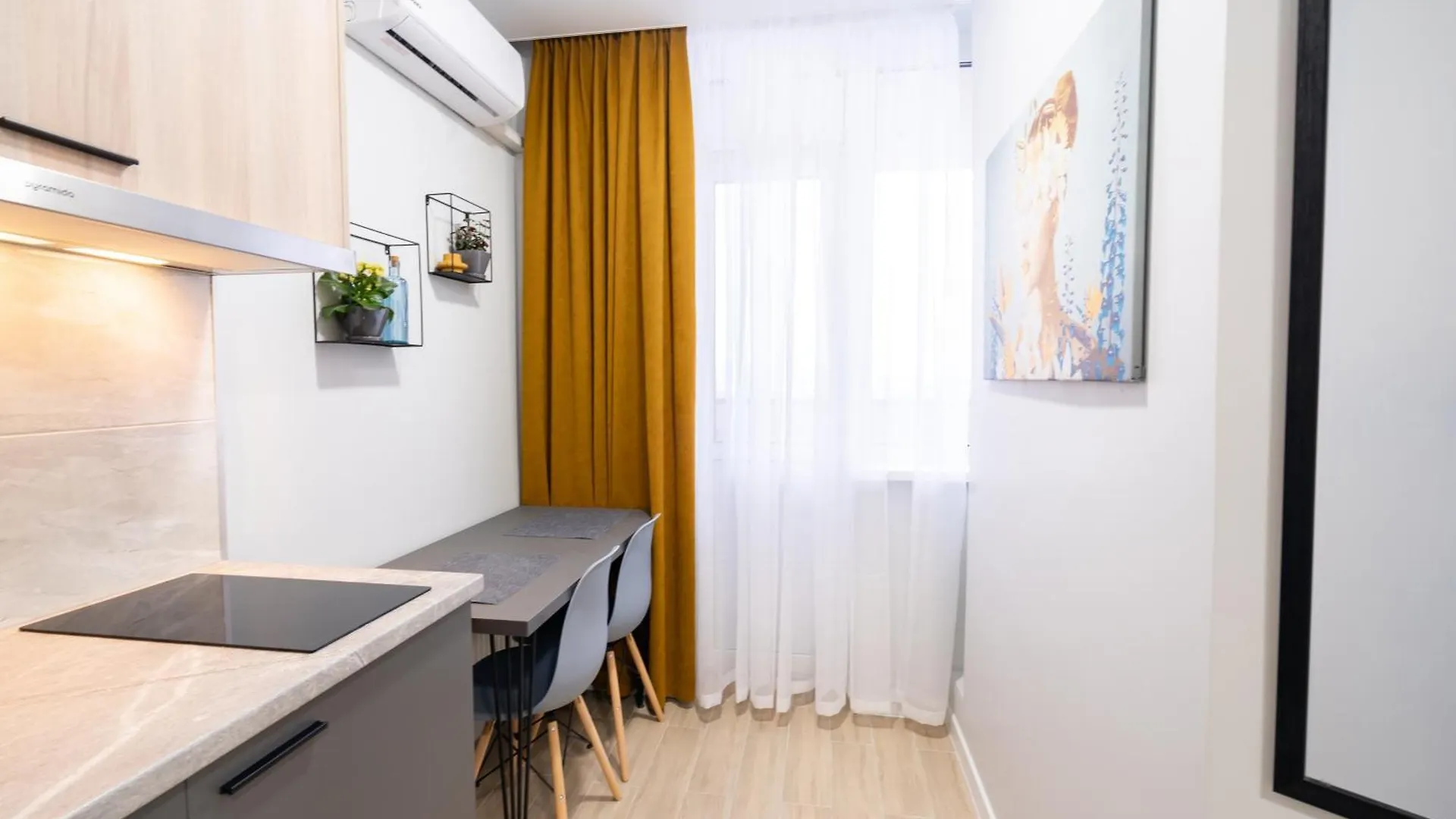 Апартаменти Myfreedom Поруч Із Метро Почайна Kiev Apartamento